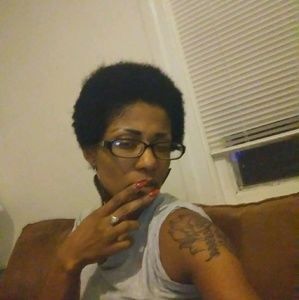 Meet your Posher, Clemmie